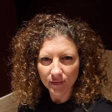 Briana Comer's Instagram, Twitter & Facebook