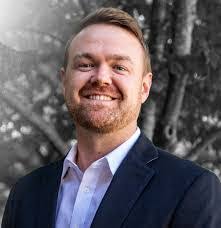 Aaron Bess's Instagram, Twitter & Facebook