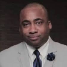 Teacher bae 👩🏽‍🏫🌺💚