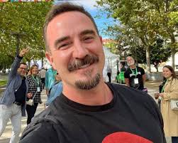 Hey, 46 from Huntington station....hit me up