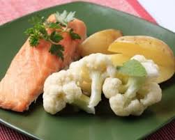 Recette De Saumon Et Chou Fleur Vapeur Au Thermomix Recette Recette Saumon Chou Fleur Vapeur Cuisiner Le Chou Fleur