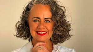 Carmen López: “Hay padres que me preguntan si puedo aclarar las dudas de  sexo de sus hijos”