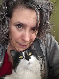 Small animal trap for feral cat borrowing?