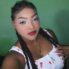 Nicole Arango (@nikyarango) • Instagram photos and videos