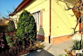 Check spelling or type a new query. De Vanzare Casa Cu Teren 700 Mp In Zona Favorit Timisoara Casa Vila Din Timisoara