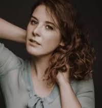 Anna Serrano's Instagram, Twitter & Facebook