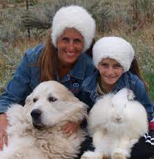 This textile fibre distinguishes by its … Chiengora Dog Hair Hat