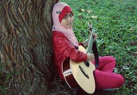 Kuatkan radio kuatkan radio anda sleeq najwa kuatkan radio kuatkan radio. Biodata Terkini Najwa Latif Penyanyi Lagu Tak Kisah Pun Iluminasi