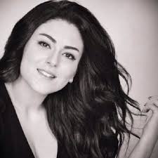بيجاما العيد برعاية نهى عابدين في خللي بالك من زيزي. Ù†Ù‡Ù‰ Ø¹Ø§Ø¨Ø¯ÙŠÙ† Noha Abdin Egyptian Actress Actresses Egyptian