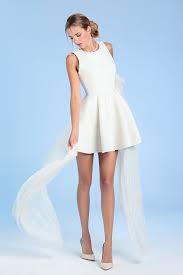 Maybe you would like to learn more about one of these? Robe De Mariee Patineuse Ivoire Createur En Lainage Celine Hetroit