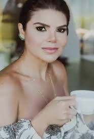 DIA DE PARABENIZAR OS QUERIDOS…