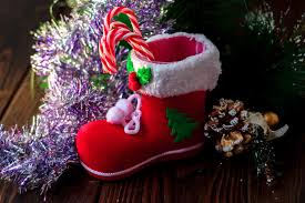 Luna decembrie e luna bucuriei si a cadourilor! Povestea Lui Mos Nicolae Revista Baby Pentru PÄrinti Èi Copii