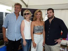 Ob jung oder alt eine echte schönheit. Carmen Nebels Familie Das Ist Ihr Sohn Gregor