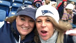 Robin Dickie (@epoxygirl)