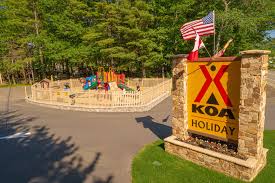Whether you're looking for the perfect hiking trail, a spot near the coast, somewhere to relax around the fire, or just a quick stop along your route, campendium can help you discover the best spot for your particular camping style. Saco Maine Campground Saco Old Orchard Beach Koa Holiday