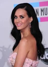 Everyone Wants Me To Dye My Hair Jet Black Love The Color I Think I Just Might Katy Perry Hair Katy Perry Black Wavy Hair