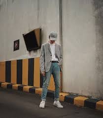 Di cuaca dingin bersalju petugas ini bukan pakai jaket tebal, malah pakai kostum unicorn. Hasil Foto Kena Backlight 7 Tips Ini Bakal Mengubah Imej Jadi Keren Hai