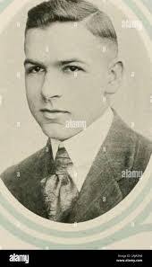 Alfred Cornelius's Instagram, Twitter & Facebook