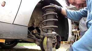 Dafür haben wir uns unterstützung von markenhersteller monroe. Fahrwerksfedern Vorderachse Wechseln Reparatur Am Opel Vectra C Youtube