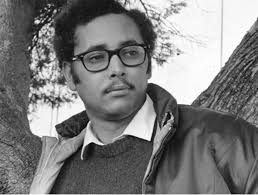 Robert L. Allen, Who Recounted a Naval Mutiny Trial, Dies at 82