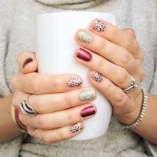 Have a look at these 60 latest simple, but very cute nail art tutorials for your short nails. 16 Nail Designs For Short Nails 2018 75 Nail Art Designs 2020