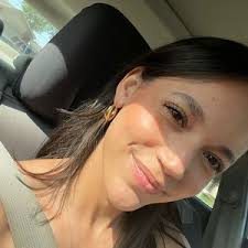 Naysha Rivera 💛🌿 (@justnaysha)