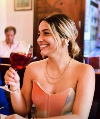 Ella era Valeria Hernández, la joven estudiante de medicina que murió en un  trágico accidente en vías de Sucre