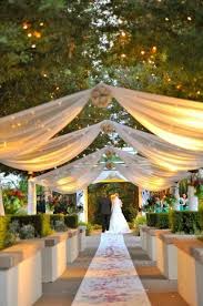 Esta bonita propiedad posee una fachada encantadora, con techos. Pin On Bodas 2018