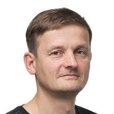 Benjamin Yoon's Instagram, Twitter & Facebook