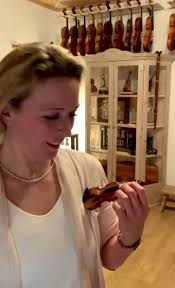 Humoresque Dvorak with my miniature violin., I make the miniature violins  and sell them. http://www.geigenbau-sandner.de/