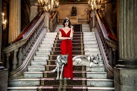 Cuna de lobos narra la historia de catalina creel (paz vega), matriarca de la familia larios. Paz Vega Regresa A La Pantalla Con Cuna De Lobos Wow La Revista