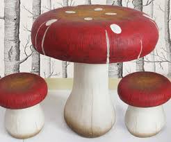 Toadstool Table And Stool Set Alice In Wonderland Room Alice In Wonderland Bedroom Kids Room Furniture