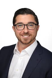 Peter Magnone's Instagram, Twitter & Facebook