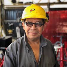 Conoce a Margarito Coronado. Él es parte del #EquipoPropiso desde Febrero  de 1999 y actualmente es nuestro mecánico senior. Sus hijos Walter y César,  también forman parte de nuestro equipo ahora. “Empecé