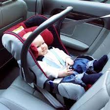Protege o bebê do atrito, e possui costuras para passar o cinto de segurança que devem ser abertas pela mamãe, de acordo com seu bebê conforto. Bebe Conforto Carro 1 Autos Cultura Mix