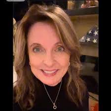 Candy Combs's Instagram, Twitter & Facebook