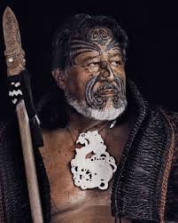 Jimmy Nelson 1967 Is Een Brits Fotograaf En Fotojournalist Hij Is Vooral Bekend Van Zijn Boek Before They Pass Away Waar Mensen Fotografie Fotografie Maori