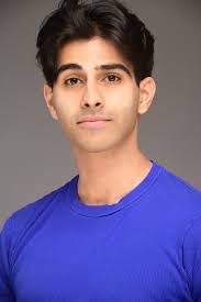 Shane Meek's Instagram, Twitter & Facebook