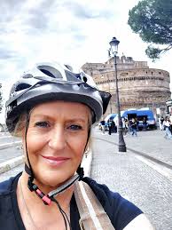 Any recommendations for renting an e-bike in Rome?