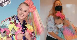 Jojo siwa got her way. Jojo Siwa Gay Youtube Star Goes Public With Girlfriend After Coming Out Metro News