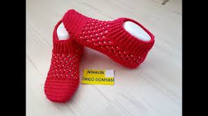 Mukemel Inci Suslemeli Bot Patik Modeli Kolay Patik Modelleri Tig Isi Patikler Tig Isleri Baby Knitting Patterns