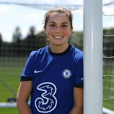 Canadian professional soccer player who plays as a midfielder for @chelseafcw of the english @barclaysfawsl and the canada national team. Canadian Jessie Fleming Turns Pro Signs With Fawsl Champions Chelsea Waking The Red
