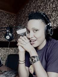 TwendeKaziLeo_Breakfastshow 😍 🎶 📻 It's a cooooold 😱 😱 ☔ Tuesday  Morning!!! What's For Breakfast Today??? #SAGGAH wants to Share with you!!  😍 🍞 🍵 Send Regards and And ur Rainy Location!! Sponsored by:  #Uganda_Airlines