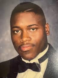 Lashell Smith's Instagram, Twitter & Facebook