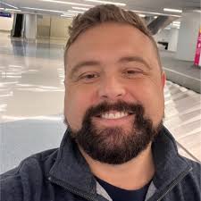 For the first time in 15+ years, all essential businesses (except Molokai  General Hospital) closed early or closed completely yesterday.