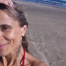 Daniela Fontes dos Santos (@danielafontes3105) • Instagram photos and videos