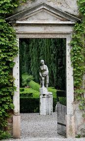 Verona Secret Garden Secret Garden Garden Statues Garden Entrance