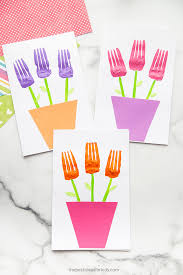 Preschool garden preschool themes preschool science preschool classroom preschool activities teach preschool kindergarten themes spring activities toddler activities. Fork Painted Flowers The Best Ideas For Kids