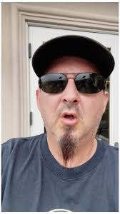 We love shooting mechanized dinosaurs with bow and arrows!!!! Who else  lives Horizon Zero Dawn as much as us? Enjoy!!!! #horizonzerodawn #aloy  #aloyhorizonzerodawn #aloyhorizon