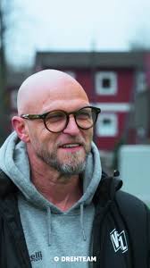 @vflosnabrueck X @vflosnabrueck_nlz X @drehteam.de  , Wir hatten die große  Freude, für den @vflosnabrueck VfL Osnabrück ein besonderes Projekt  umzusetzen: Ein Film über das Nachwuchsleistungszentrum ...